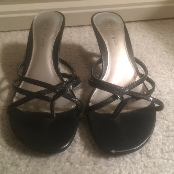 Super cute pair of black heels - Picture 4 of 4